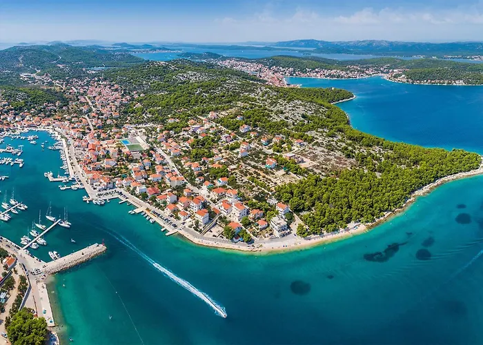 1 Bedroom In Apartment Jezera